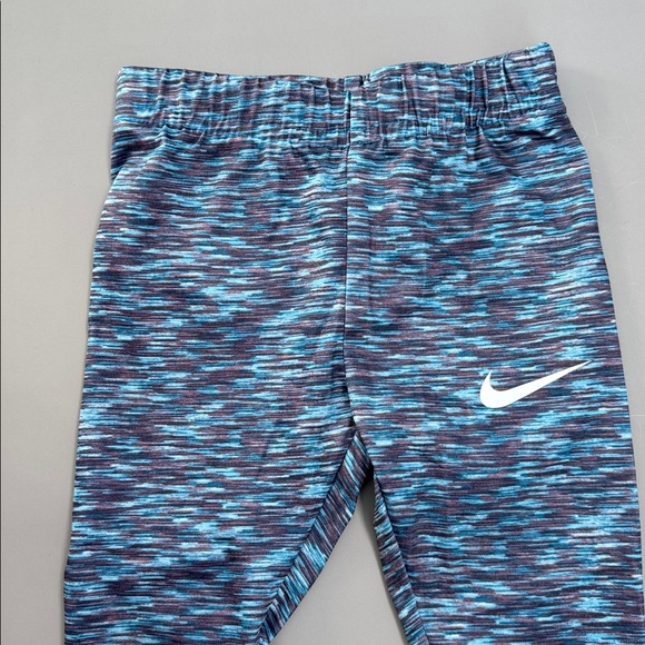 💜3/$15 Nike Toddlers Leggings - Picture 2 of 6